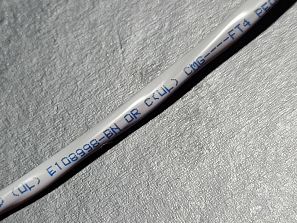 Cable elevador de audio/altavoz/alarma trenzado blindado Belden 5300FE 18/2C gris/100 pies Foto 3 de 4