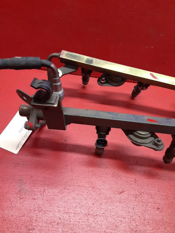 Nissan Multi Vehicle 2005-2011 4,0 L V6 riel de combustible con inyectores 17521-EA20A Foto 2 de 4