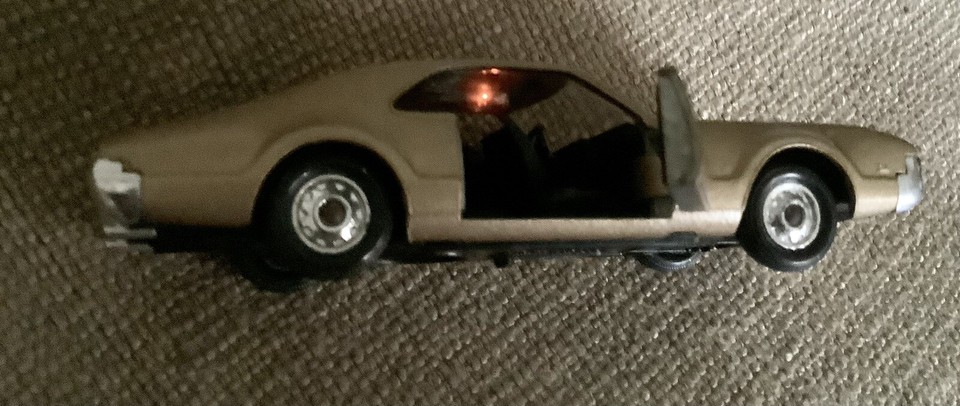 Oldsmobile Toronado à vendre chez