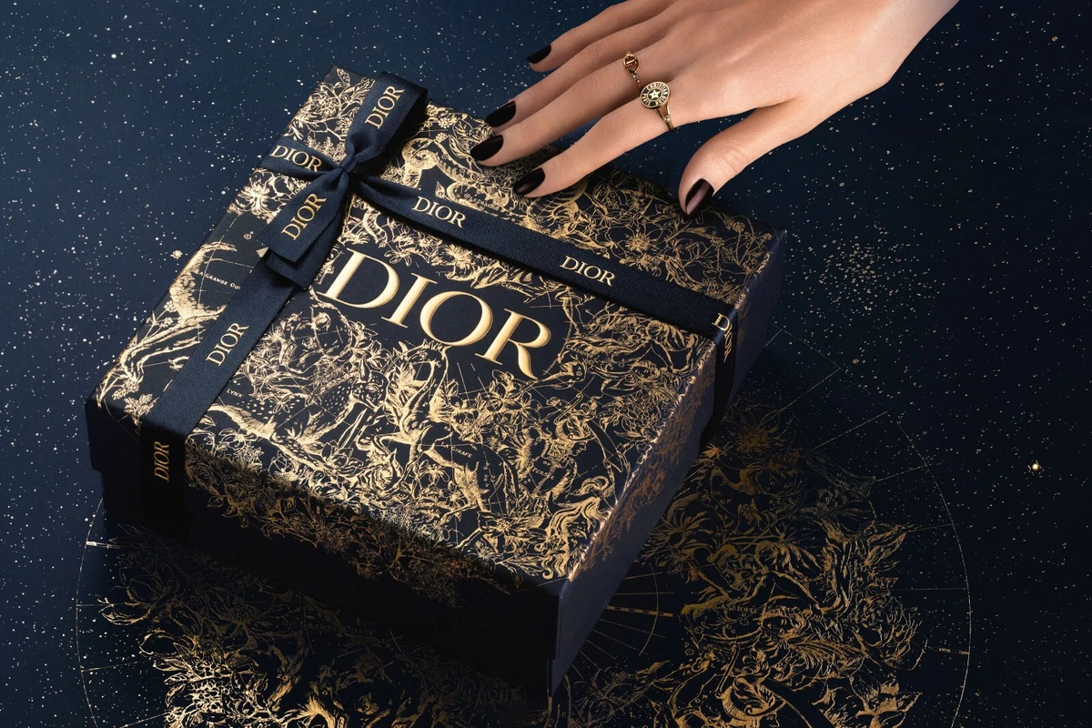 DIOR 30 MONTAIGNE LUXURY MINI BEAUTY ADVENT CALENDAR 2022 NEW IN