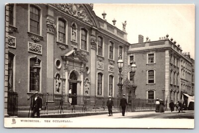 Postcard England Tucks Worcester The Guildhall Town and City Series 2111 41E