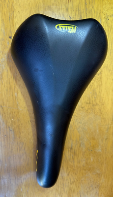 selle ITALIA サドル 黒/黄 Selle Italia XO Black and Yellow Bike Saddle, Seat, Italy. NEW