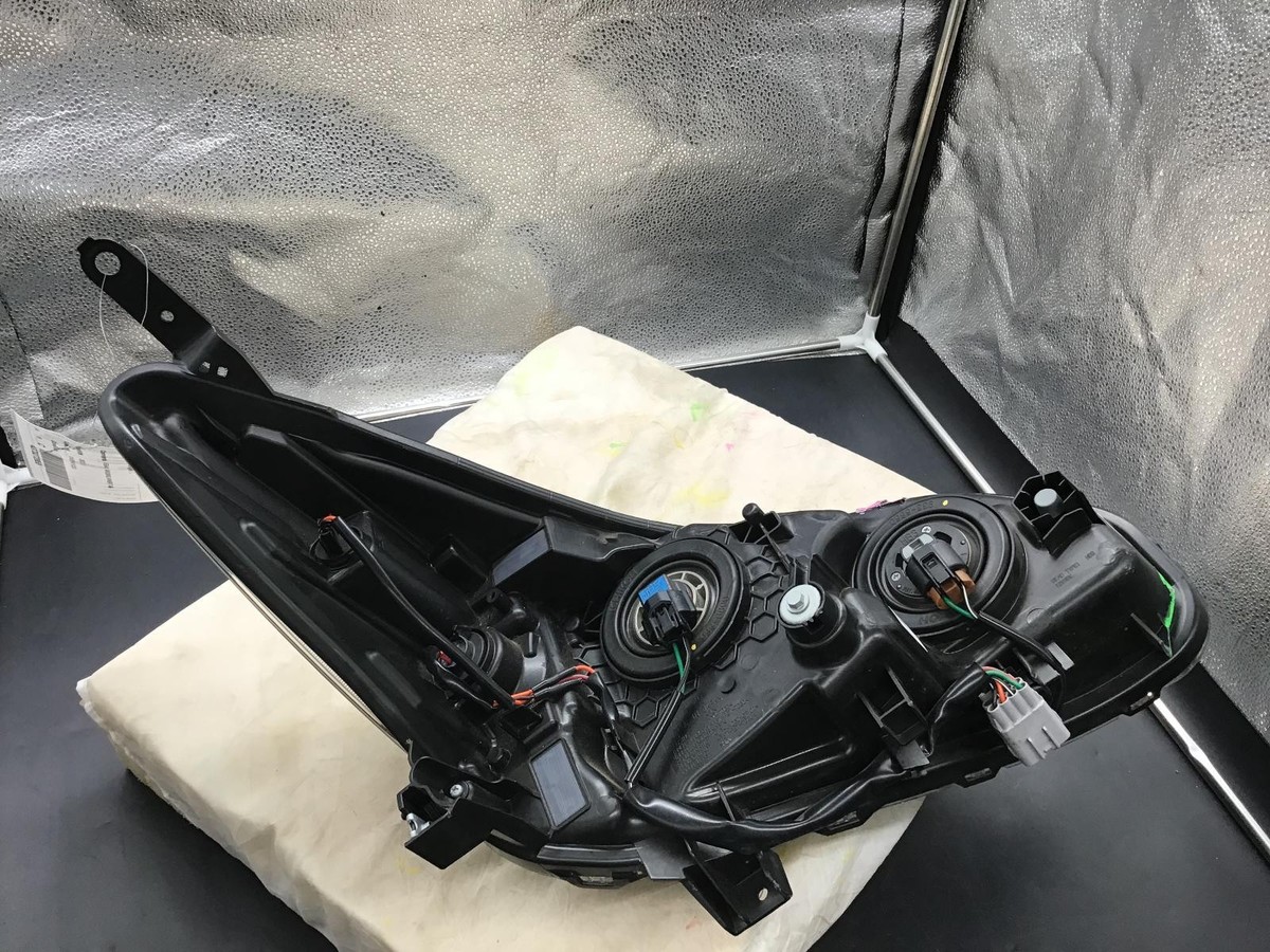 2018-2022 SUBARU XV CROSSTREK LEFT Headlamp halogen, LH. OEM | eBay