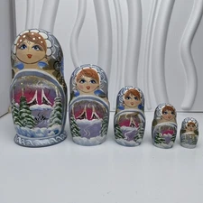 Vintage Russian Nesting Dolls Winter Scene Brunette Girl Christmas Hand Painted