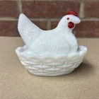 Vintage Westmoreland Milk Glass Hen On Nest 4”