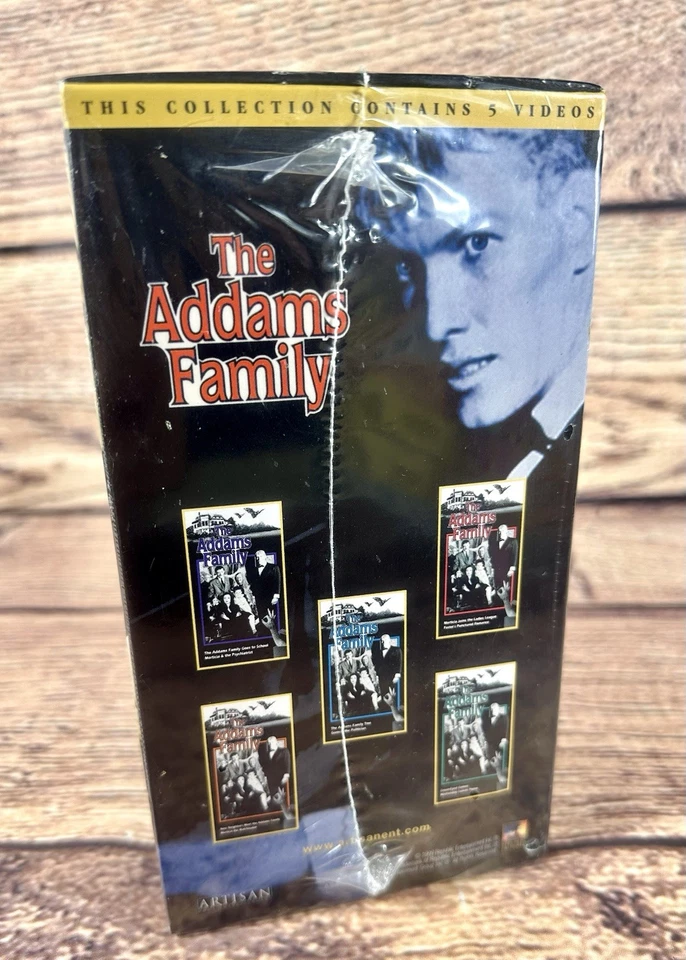 The Addams Family Brand New & Sealed 5 VHS Tape Collection Gomez, Morticia Foto 3 de 4