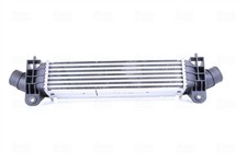 Ladeluftkühler ** FIRST FIT ** NISSENS 96702 für MONDEO B5Y B4Y FORD BWY 3 16V