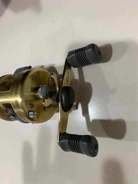 カルカッタ　calcutta 151 シマノ(SHIMANO) カルカッタ CONQUEST(コンクエスト)201 015044