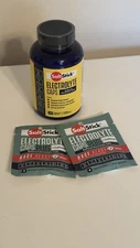 SaltStick Electrolyte Caps 100 Salt Capsules & Two caffeine 4-ct Packets