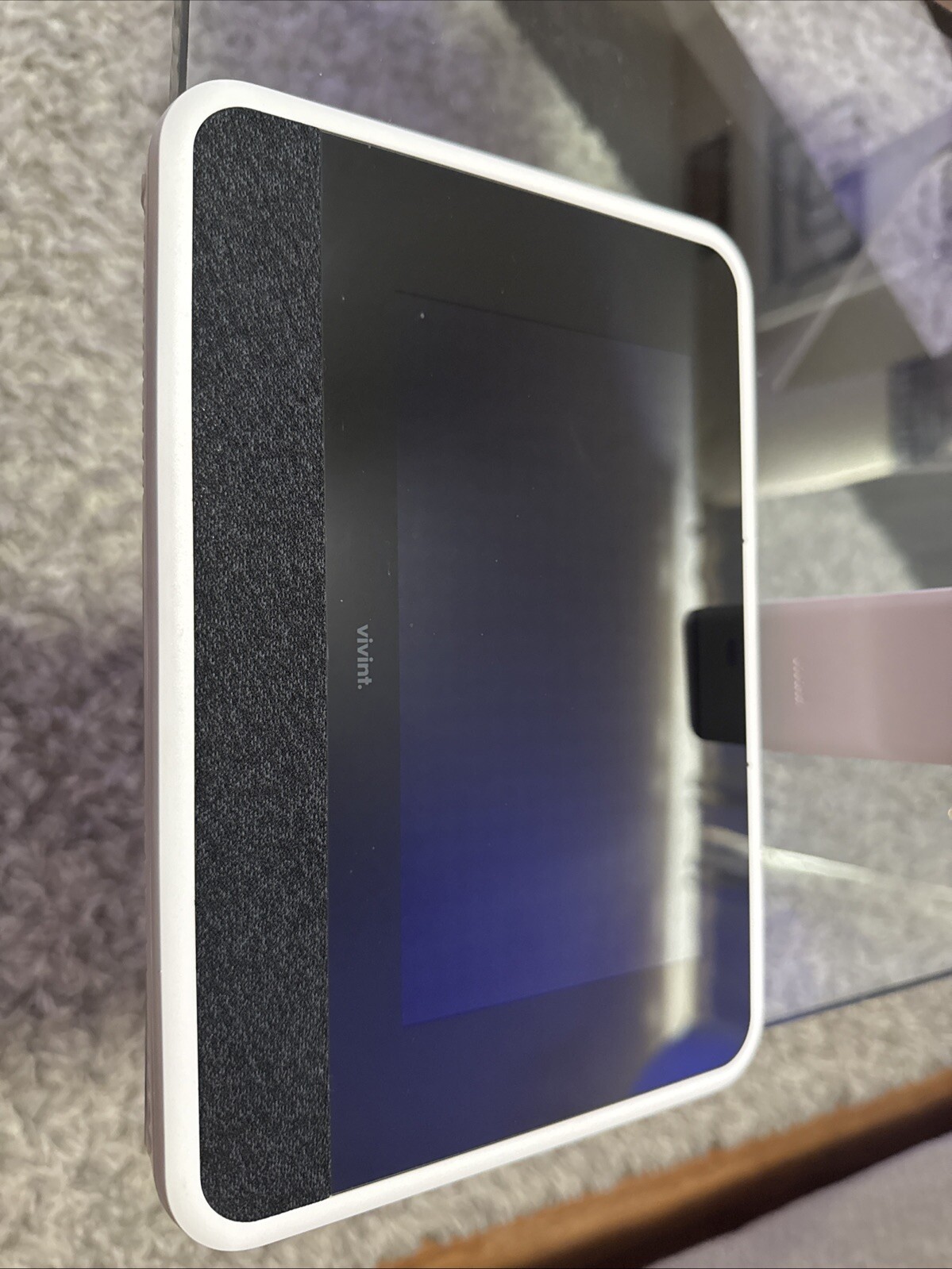 Vivint Smart Home Sky Control Panel Smart Hub VS-SH2000-C00 New Open Box