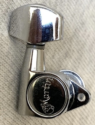 Martin Grand Auditorium Road Series Acoustic Guitar Bass Side Tuner Tuning Peg