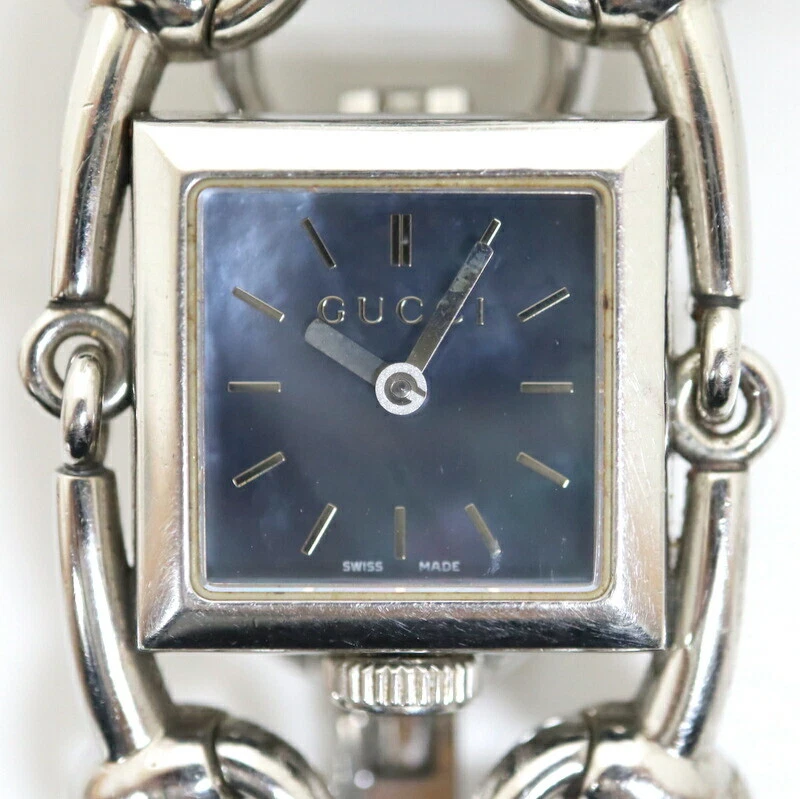 Montre GUCCI Gucci Signoria quartz SS cadran argenté coque 116,5 occasion argent comptant