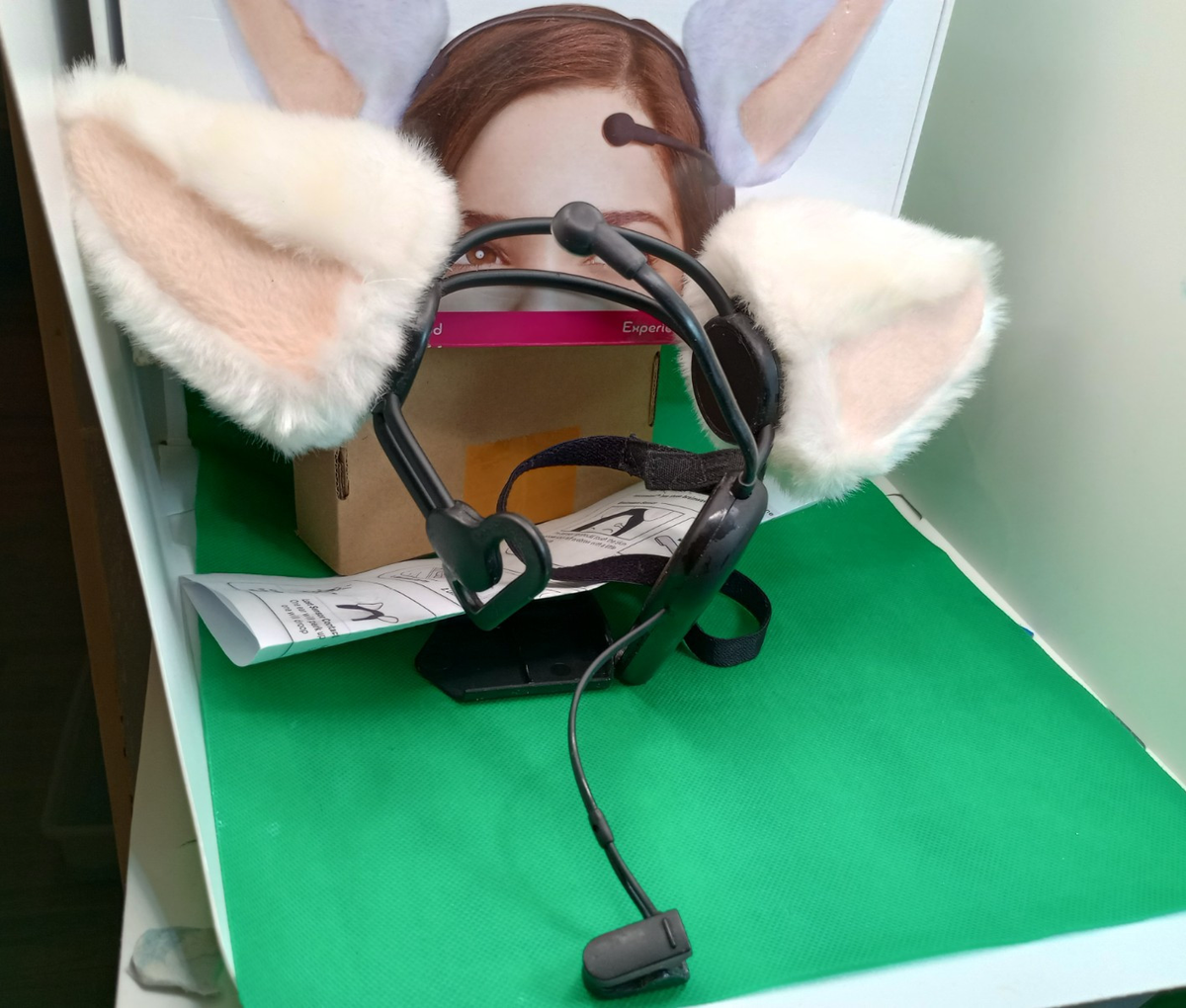 新型 NeuroSky nekomimi ２　ほぼ新品 ネコミミ Amazon.com: necomimi 2021 Model Lightweight Brain waves