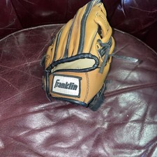 Franklin - 4809- 9.5" Kids youth Baseball-T-Ball Glove-RHT-Beginner