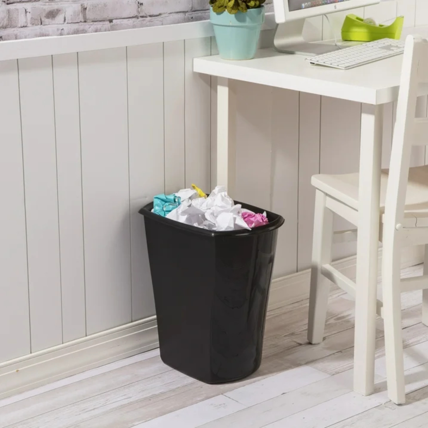 Sterilite Trash Can, Plastic Bathroom or Office Wastebasket, 5.5 Gallon, Black