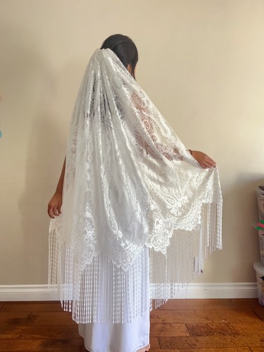 vintage white wedding veil, Fringe Lace Veil, victory tassels veil - Picture 6 of 7