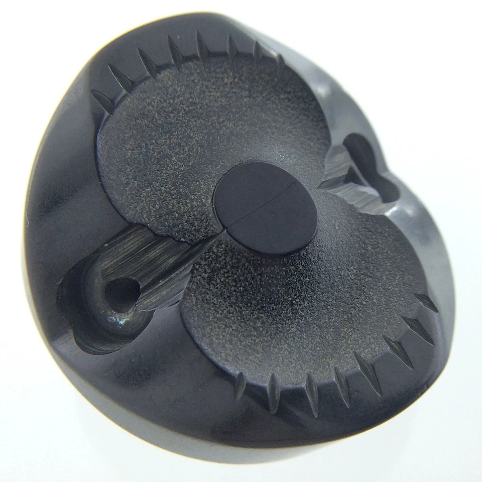 Botón negro grande tallado a mano de baquelita vintage para damas para abrigos de piel 1,5 pulgadas N715 Foto 3 de 4