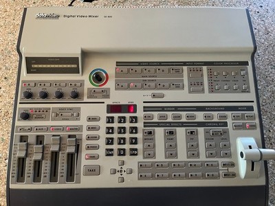 DataVideo SE-800 Digital Video Mixer 4 Channel with Case