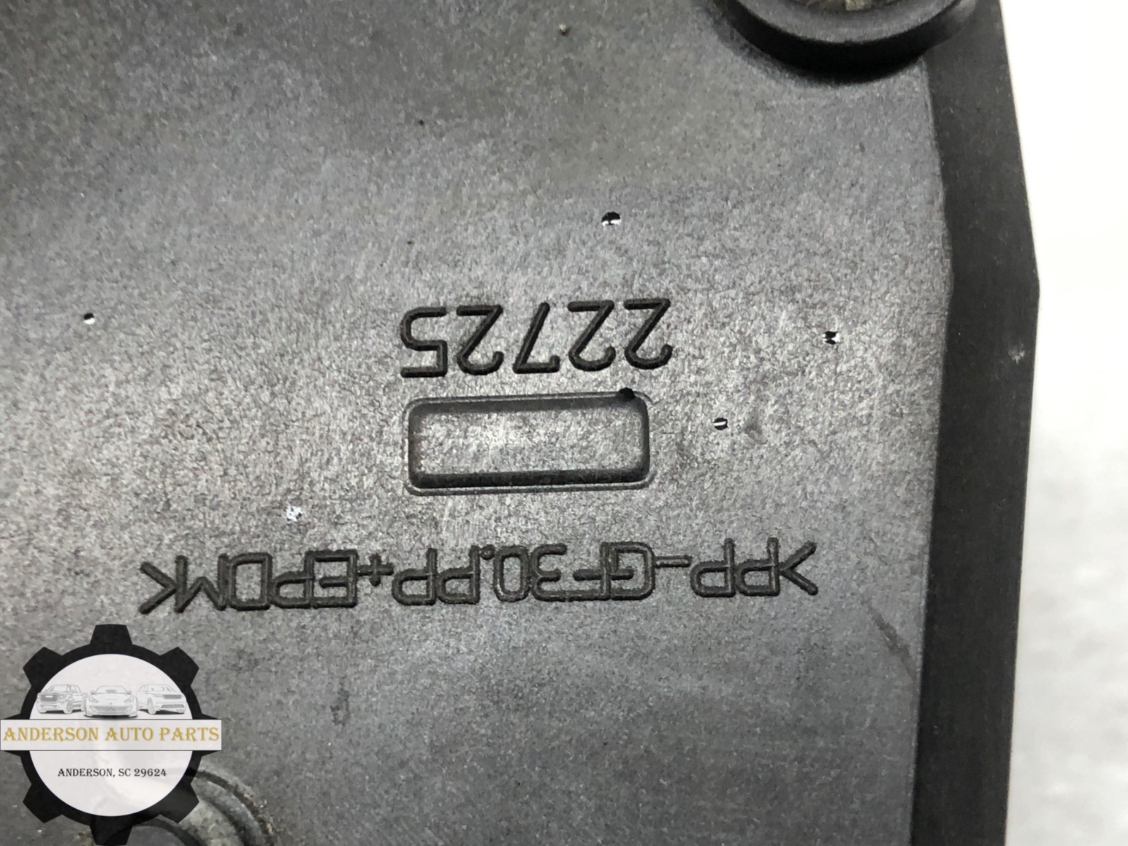 2014-2020 MASERATI QUATTROPORTE FUEL FILLER POCKET DOOR LID ASSEMBLY OEM