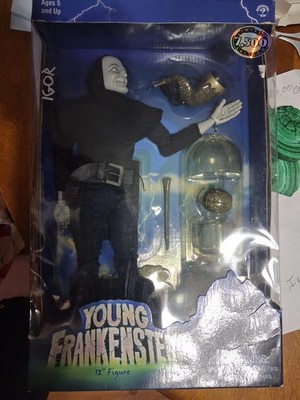 Young Frankenstein IGOR 12'' Figure 2001 7500 Limited Edition