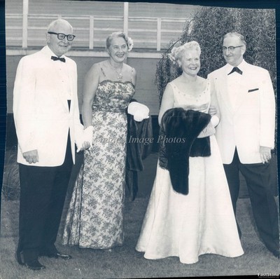 1958 Gordon Powell John Kucher Rainier Club Colonial Ball Wa Press Photo 8x8