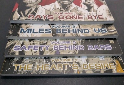 The Walking Dead   Volume 1, 2, 3 and 4   Robert Kirkman   Near Mint!