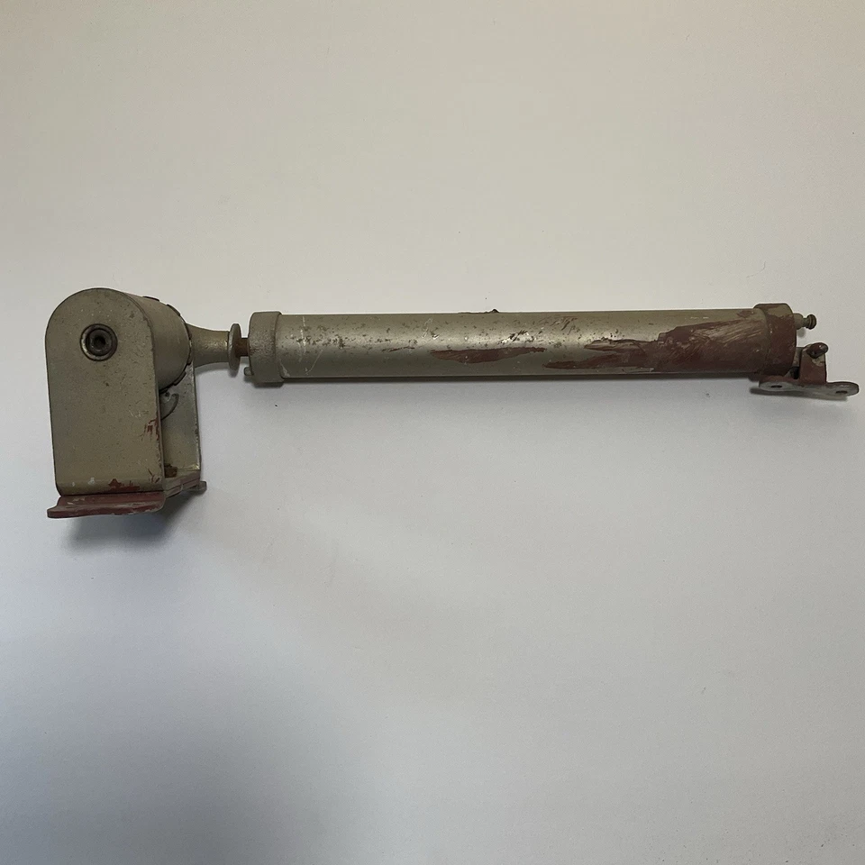 Amortiguador/cierrador de puerta Kwickset vintage Foto 4 de 4