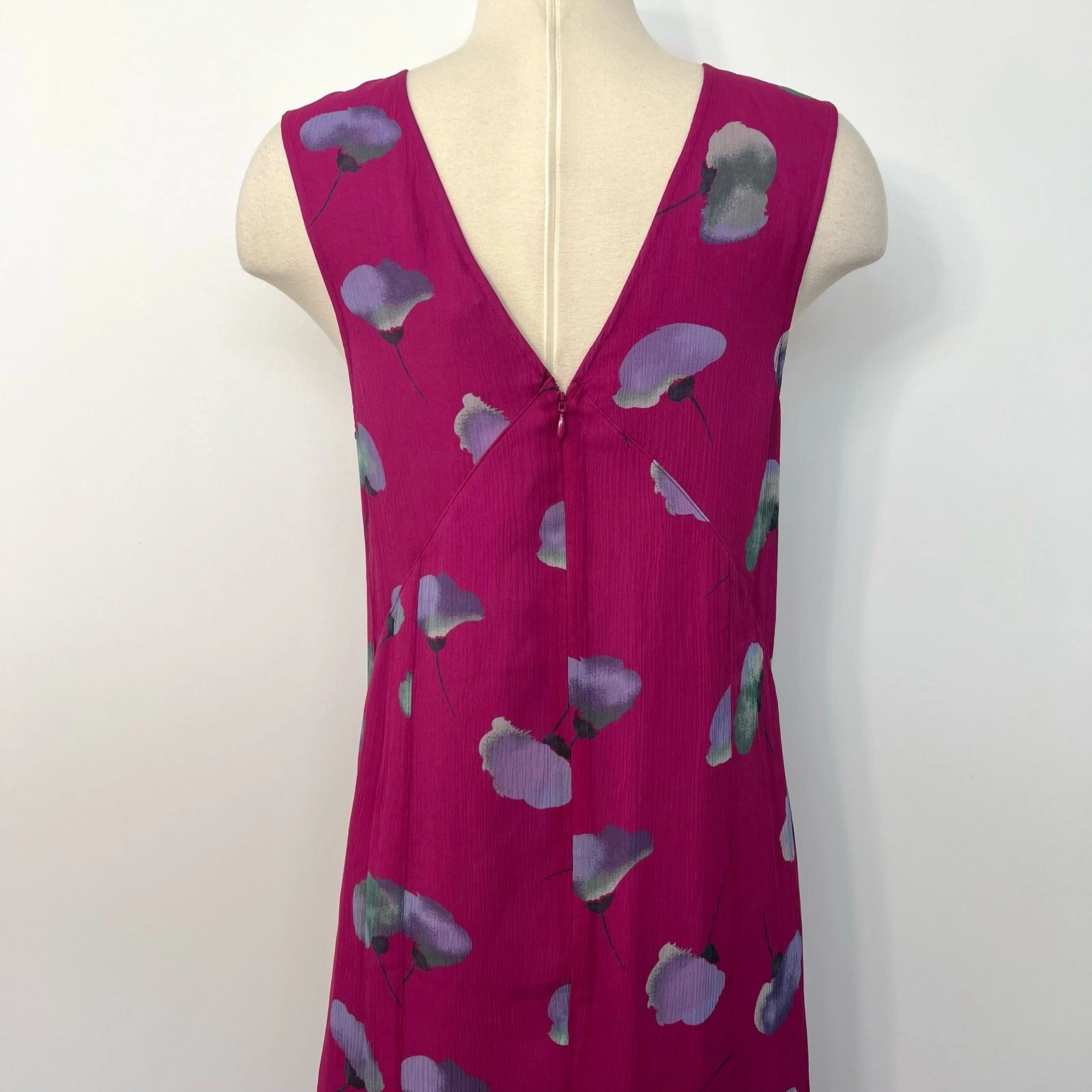 Abito midi Coach 1941 senza maniche scollo a V in seta floreale magenta Taglia: 4 Nuovo con etichette