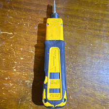 Fluke Networks D914S Impact Punch Down Tool Yellow/Black with Cut Blade. Used