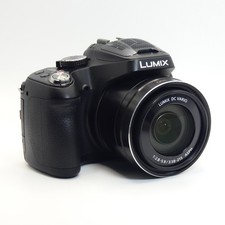 Panasonic Lumix DMC-FZ72 16.1MP Bridge Camera 60x Optical Zoom 20-1200mm Equiv