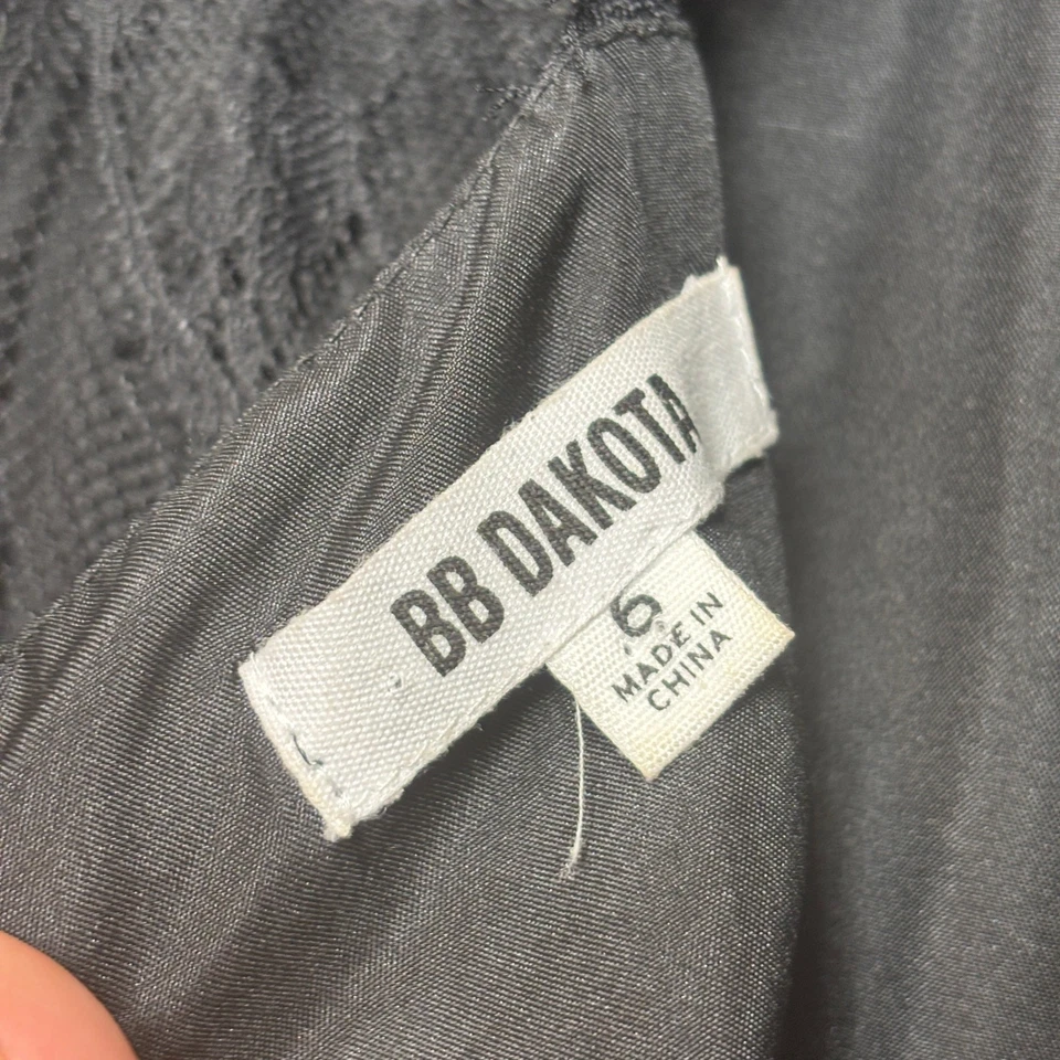 BB Dakota Black Lace Fitted Dress 6 Fringe Witchy Romantic Cocktail Formal - Image 4 of 4