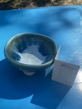 McCARTY POTTERY MERIGOLD MISSISSIPPI DELTA TRIPOD BOWL CANDY DISH JADE SIGNED