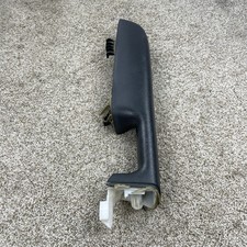 2003 - 2006 Escalade Tahoe Yukon Door Pull Handle Arm Rest Passenger Side Gray 2003 - 2006 Escalade Tahoe Yukon Door Pull Handle Arm Rest Passenger Side Gray