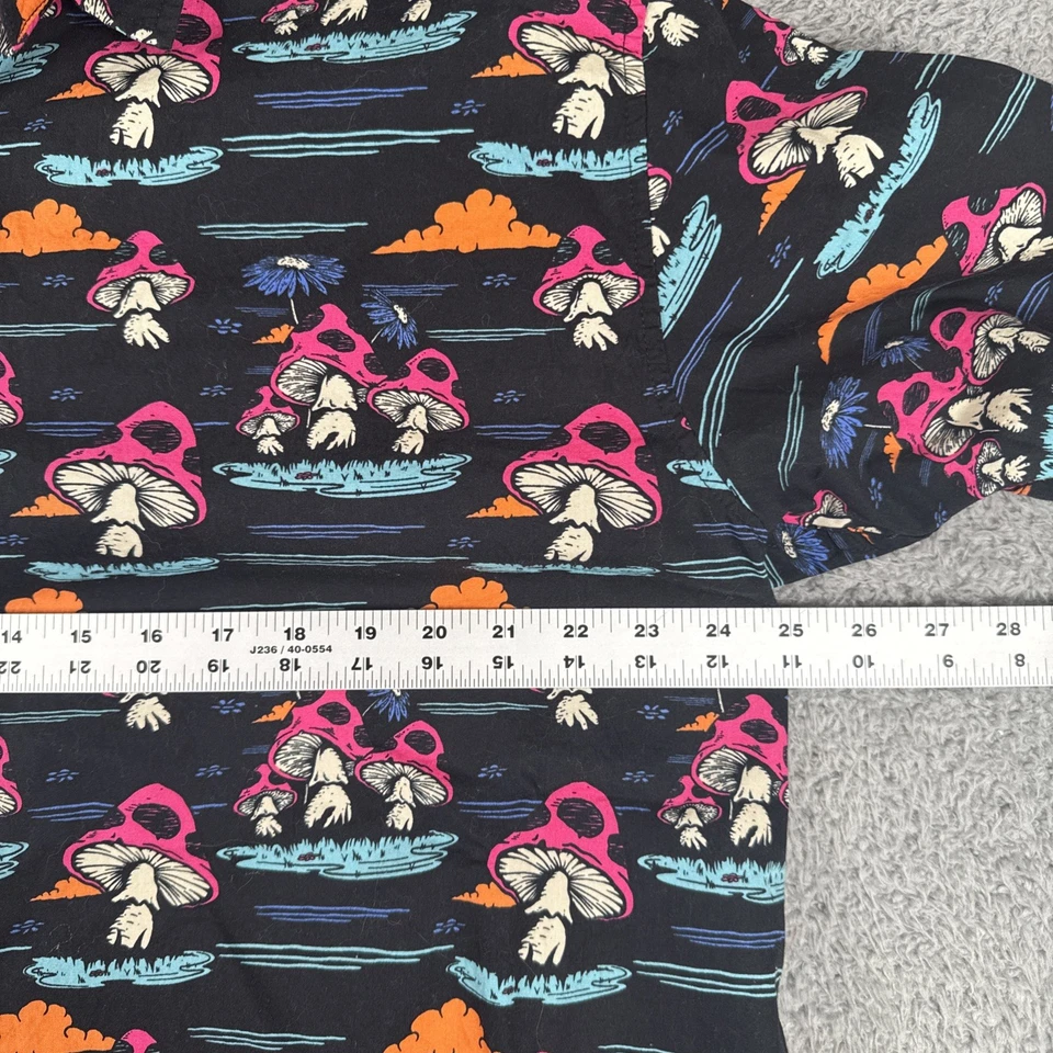 Camisa Neff Psicodélica Bosque de Setas Para Hombres 2XL Negra Botón Cara Smiley Patinador Foto 3 de 4