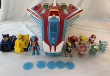 PAW Patrol Super Paws 2-in-1 Mighty Pups Jet Command Center 8 Figurines 5 Discs