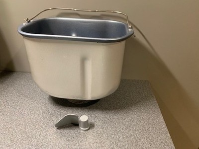 Sunbeam  Bread Maker Pan & Paddle  5833 OEM