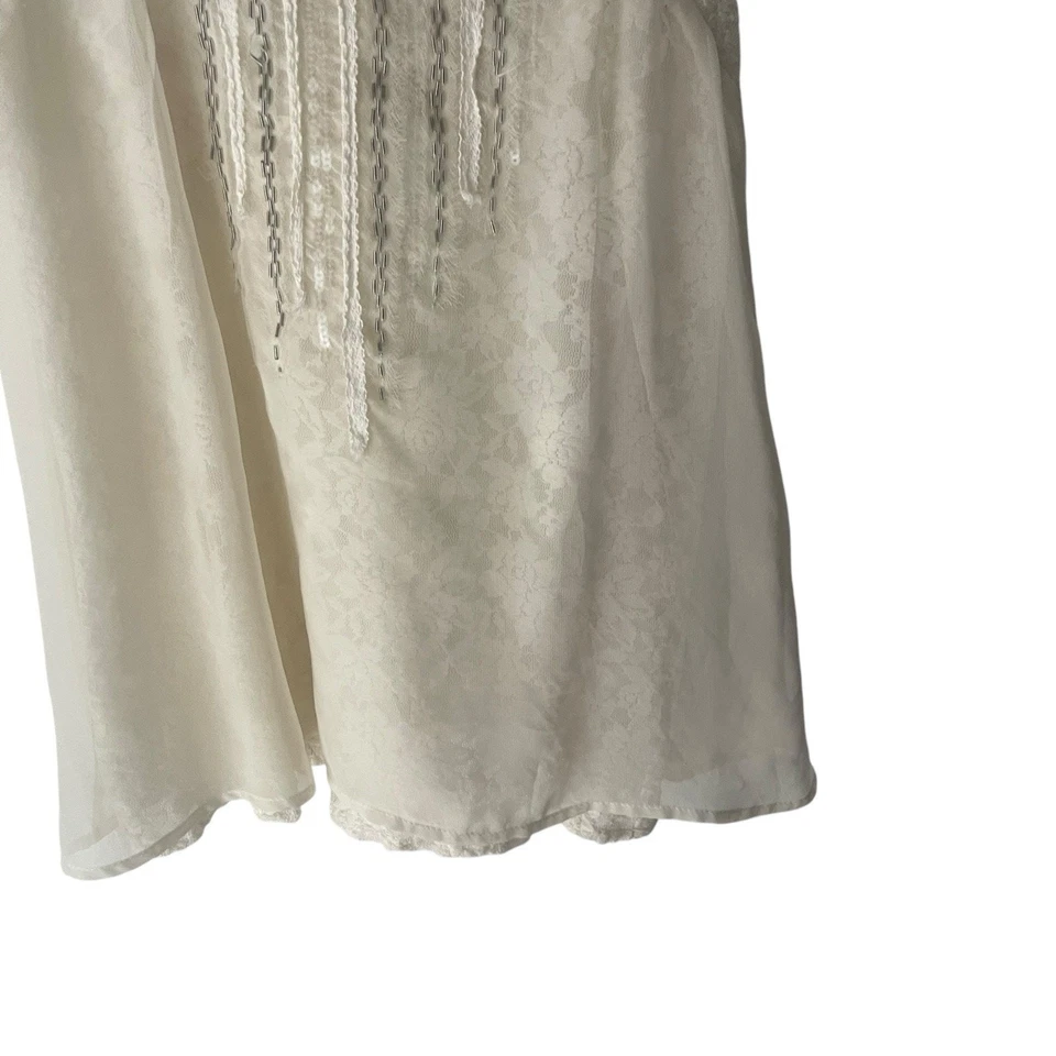 Top Miss Me Y2k Talla Mediana Encaje Coqueta Lentejuelas Marfil Salir Foto 3 de 4