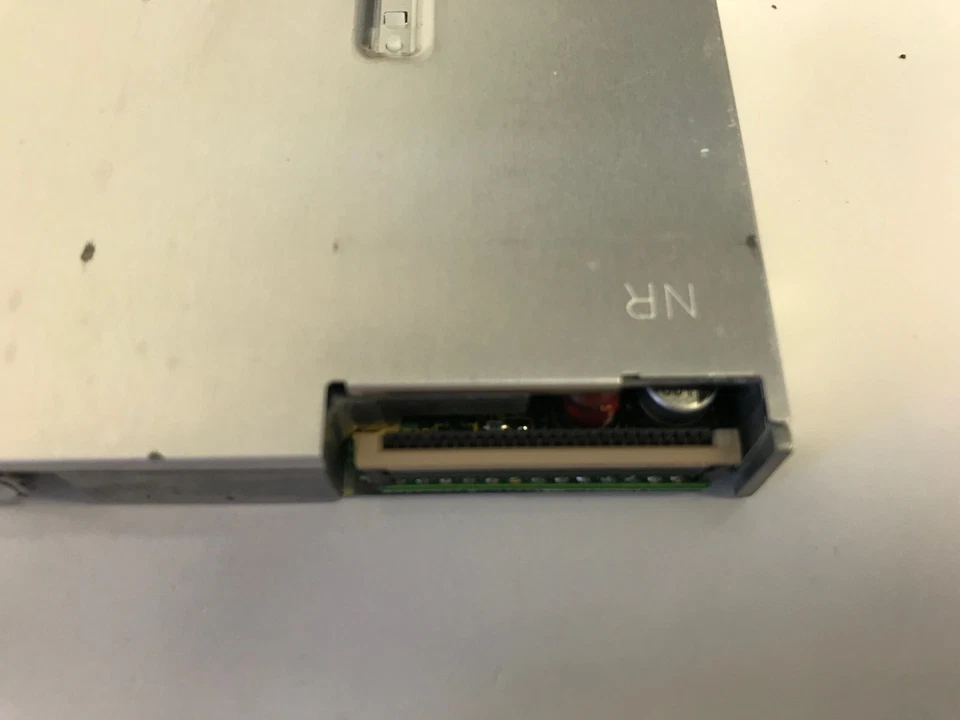 UNIDAD DE DISQUETE INTERNA TEAC FD-05HG 4668-U 1,44 MB 3,5 19307546-68 CON GARANTÍA Foto 4 de 4