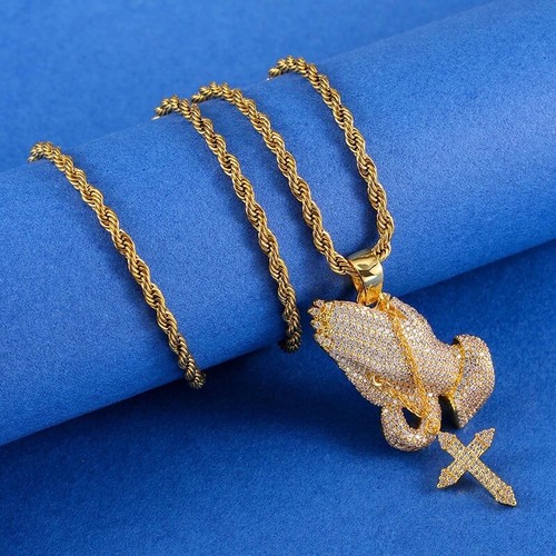 praying hands pendant With Necklace