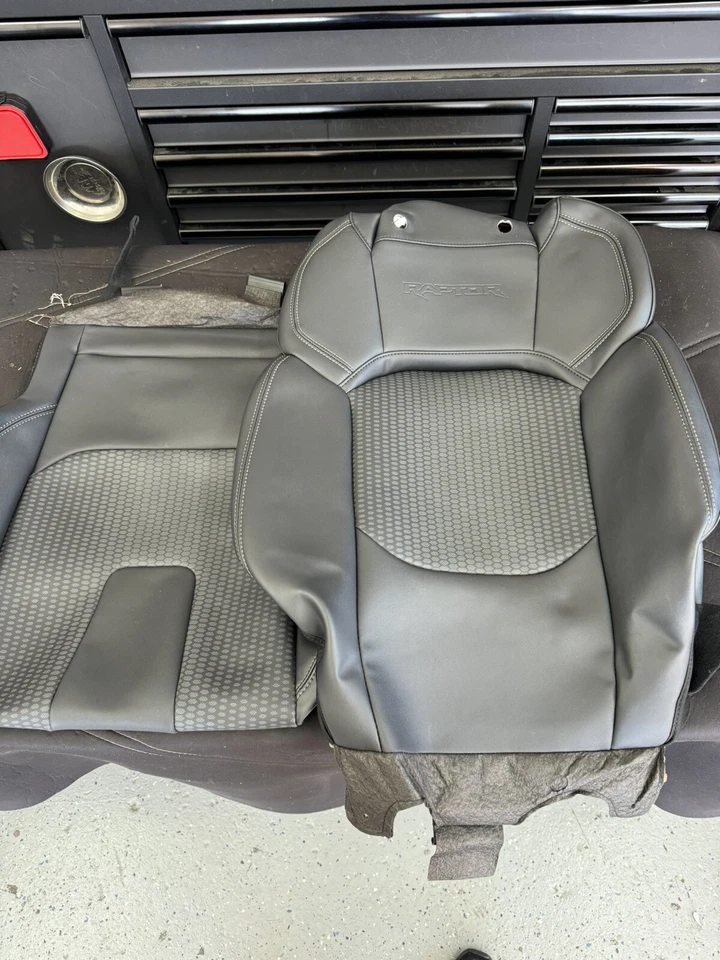 24 заводских сиденья Ford Bronco Raptor — только материал. - Изображение 4 из 4