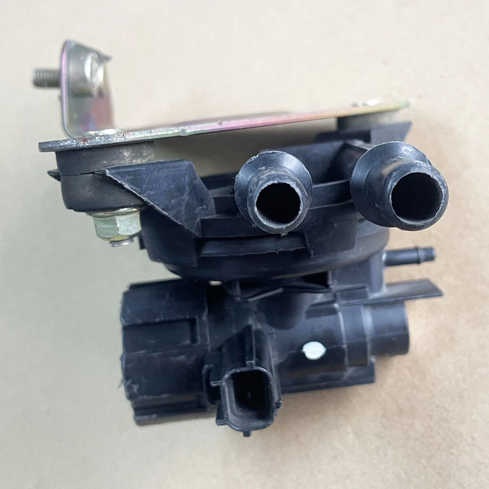 Válvula de purga de bote de vapor para Ford Explorer OE# CX-1624 F67E9C915CA F67Z9C915CA Foto 4 de 4