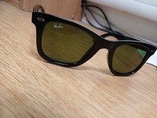Ray-Ban Wayfarer Unisex Sunglasses RB2140