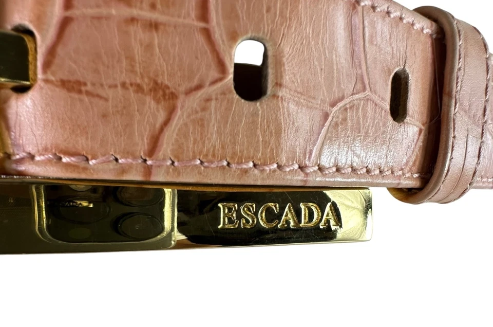 Cinturón de cuero de cocodrilo rosa salmón logotipo ESCADA vintage genuino talla 30 hecho en Italia Foto 3 de 4
