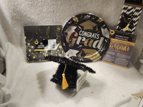 Graduation Bundle NEW Napkins Balloon Straws Plates Grad Hat 8 Items PARTY DECOR - Picture 7 of 14