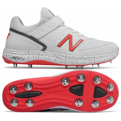 new balance cricket spikes 2019