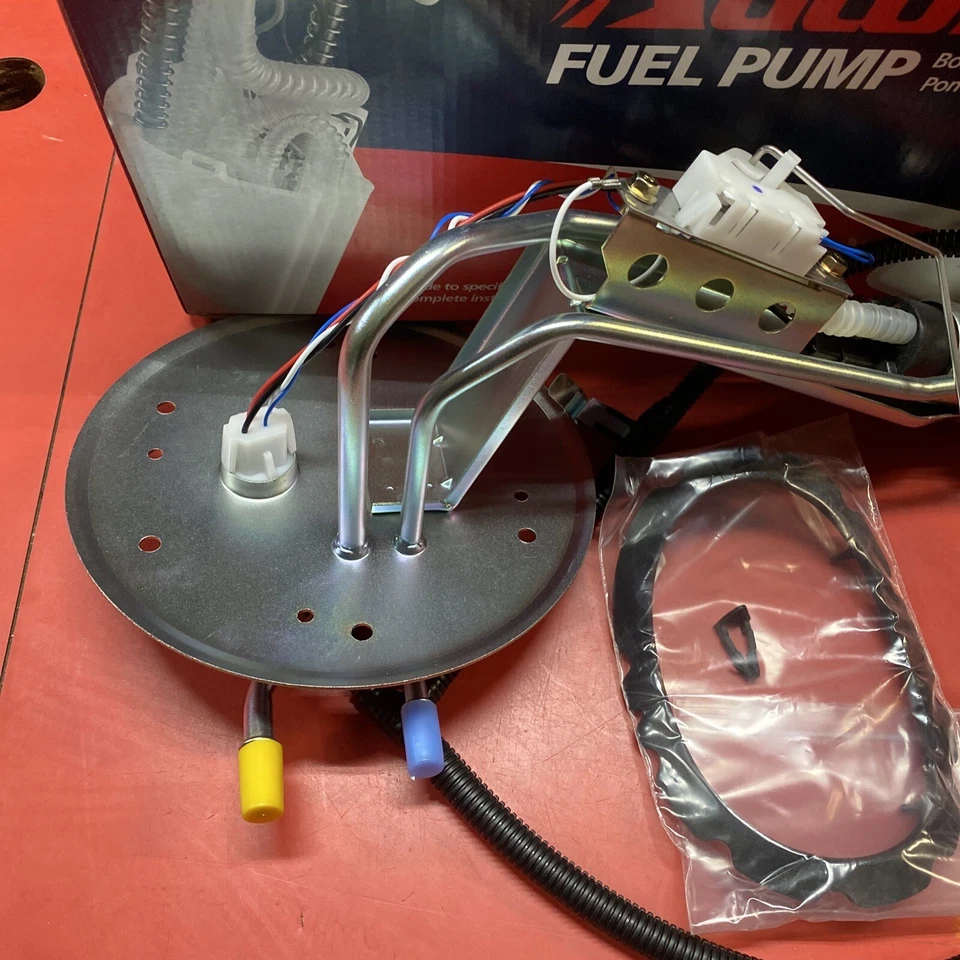 Módulo de bomba de combustible Autobest F1283A para Lincoln Town Car 1998-2000 V8 281 4,6 L Foto 2 de 4