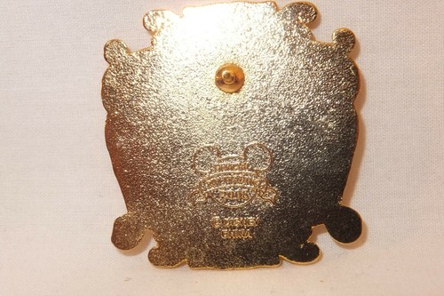 Disney Princess Official Trading Pin 2008 - Picture 4 of 4