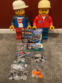 Lego Ideas (Cuusoo) The DeLorean Time Machine Set - 21103 - Retired