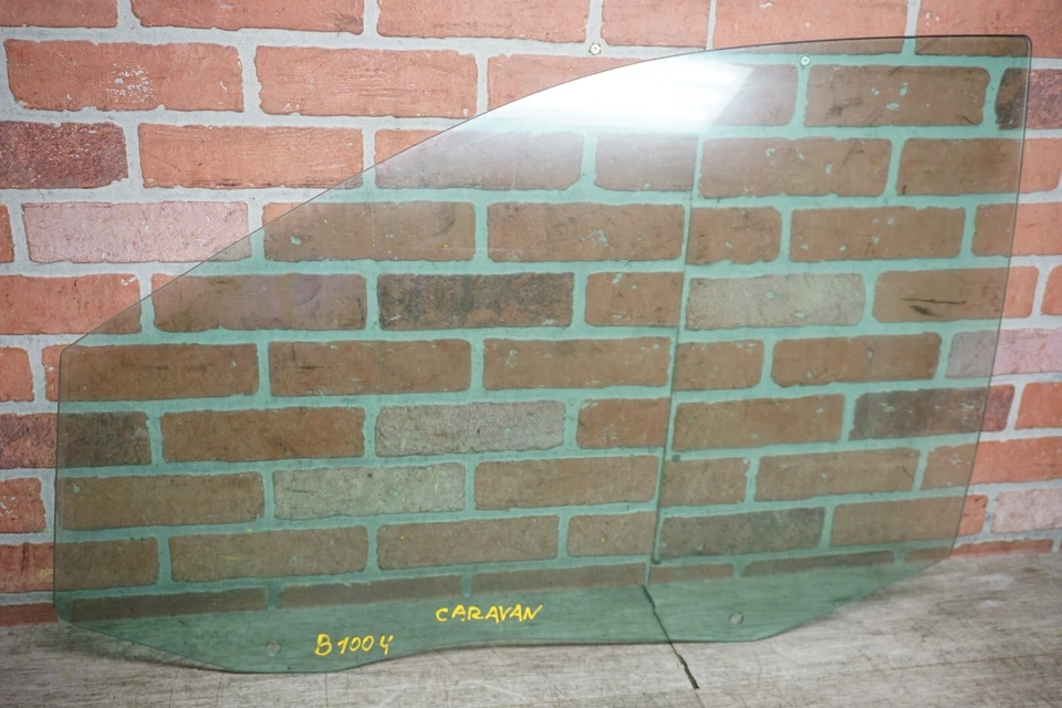 2010-2016 DODGE GRAND CARAVAN MINIVAN FRONT LEFT DRIVER DOOR WINDOW GLASS OEM - Image 2 of 4