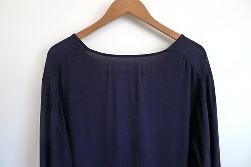 RAQUEL ALLEGRA Raw Edge Crepe Shift Midi Dress Handmade Navy Garmentory 2 L $488 - Bild 9 von 13